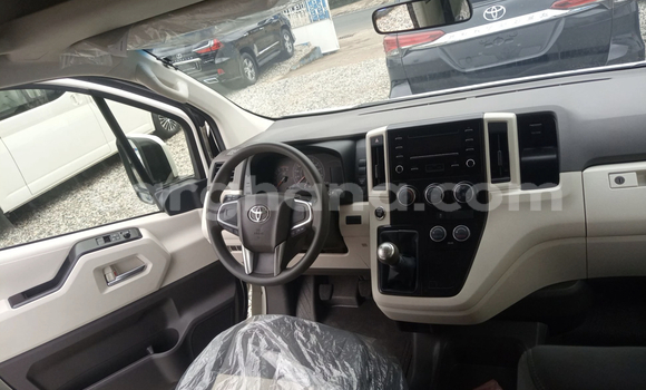 Buy Used Toyota Hiace White Car in Accra in Greater Accra Buy Used Toyota Hiace White Car in Accra in Greater Accra