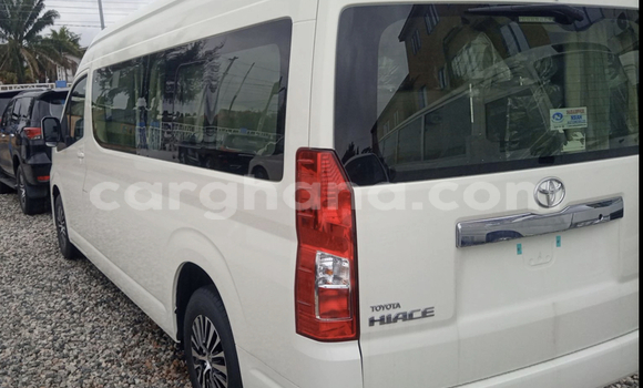 Buy Used Toyota Hiace White Car in Accra in Greater Accra Buy Used Toyota Hiace White Car in Accra in Greater Accra