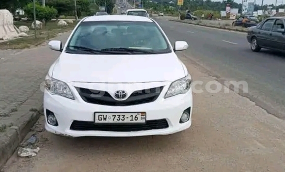 Buy Used Toyota Corolla White Car in Accra in Greater Accra