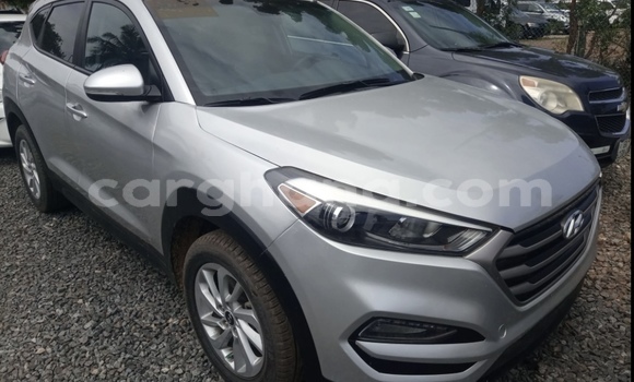 Sayi Na hannu Hyundai Tucson Azurfa Mota in Accra a Greater Accra