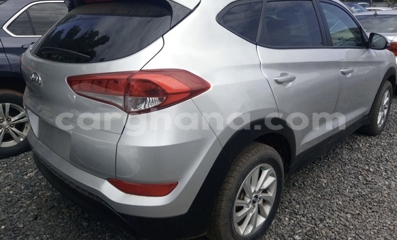 Sayi Na hannu Hyundai Tucson Azurfa Mota in Accra a Greater Accra Sayi Na hannu Hyundai Tucson Azurfa Mota in Accra a Greater Accra