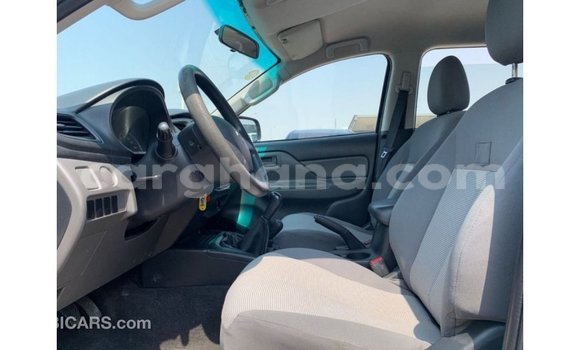 Ra Imported Mitsubishi L200 funfun Ọkọ̀ in Import - Dubai ni Ashanti Ra Imported Mitsubishi L200 funfun Ọkọ̀ in Import - Dubai ni Ashanti