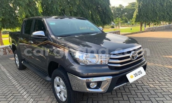 Buy Used Toyota Hilux Black Car in Accra in Greater Accra