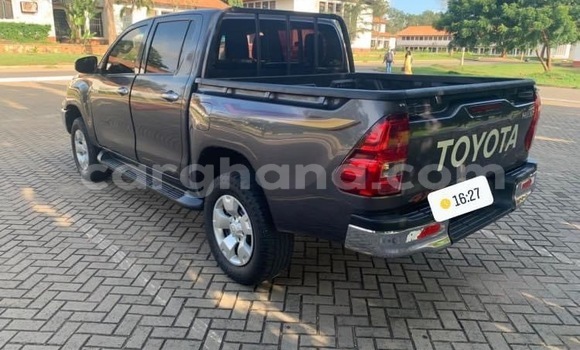 Sayi Na hannu Toyota Hilux Black Mota in Accra a Greater Accra Sayi Na hannu Toyota Hilux Black Mota in Accra a Greater Accra