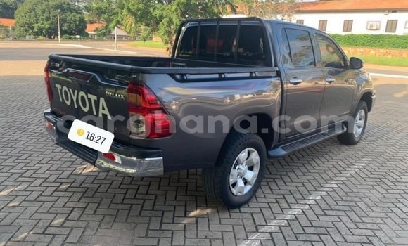 Sayi Na hannu Toyota Hilux Black Mota in Accra a Greater Accra Sayi Na hannu Toyota Hilux Black Mota in Accra a Greater Accra