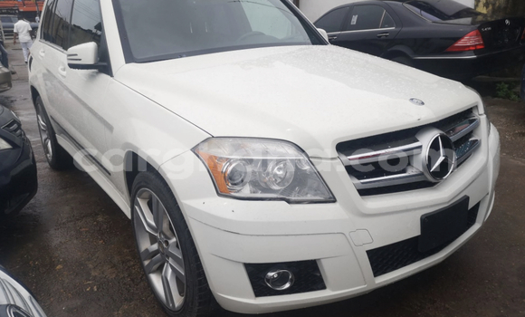 Buy Used Mercedes‒Benz GLK–Class White Car in Accra in Greater Accra