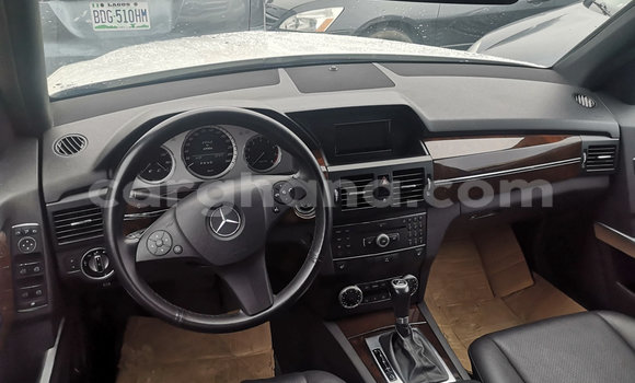 Buy Used Mercedes‒Benz GLK–Class White Car in Accra in Greater Accra Buy Used Mercedes‒Benz GLK–Class White Car in Accra in Greater Accra