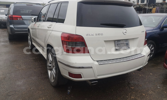 Buy Used Mercedes‒Benz GLK–Class White Car in Accra in Greater Accra Buy Used Mercedes‒Benz GLK–Class White Car in Accra in Greater Accra