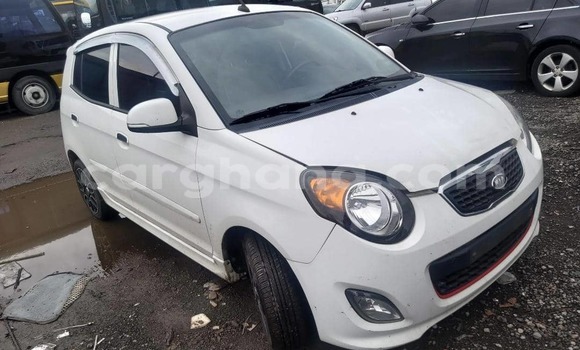 Buy Used Kia Picanto White Car in Tema in Greater Accra Buy Used Kia Picanto White Car in Tema in Greater Accra