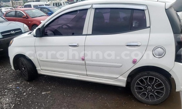 Buy Used Kia Picanto White Car in Tema in Greater Accra Buy Used Kia Picanto White Car in Tema in Greater Accra
