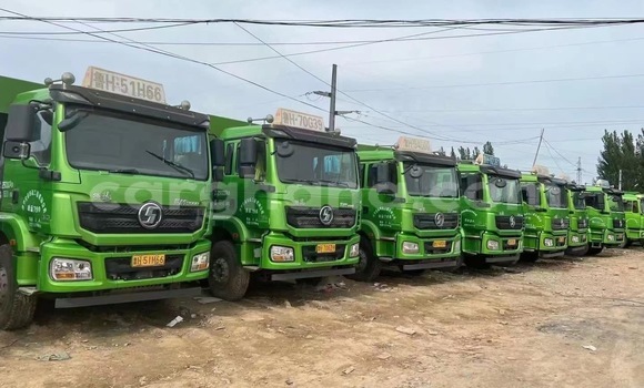 Sayi Na hannu Howo Sinotruck Sauran Babbar mota in Accra a Greater Accra