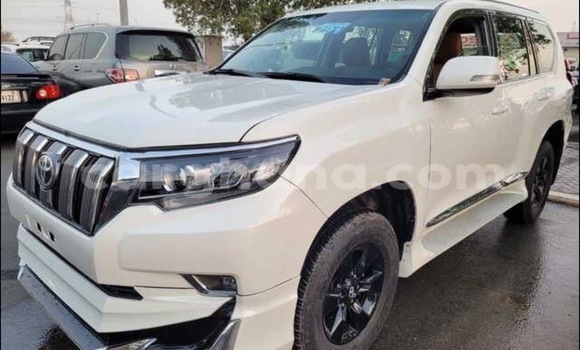 Buy Used Toyota Prado White Car in Accra in Greater Accra Buy Used Toyota Prado White Car in Accra in Greater Accra