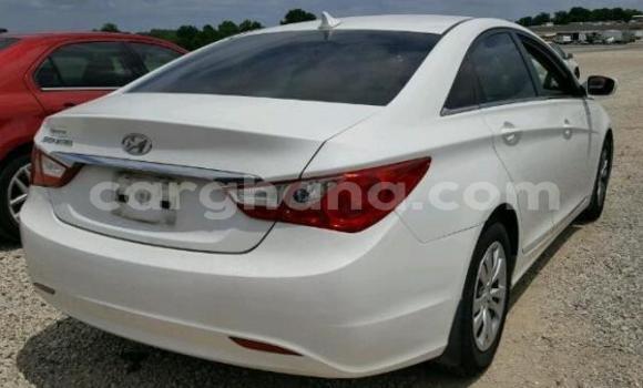 Buy Used Hyundai Sonata White Car in Tema in Greater Accra Buy Used Hyundai Sonata White Car in Tema in Greater Accra