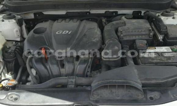 Buy Used Hyundai Sonata White Car in Tema in Greater Accra Buy Used Hyundai Sonata White Car in Tema in Greater Accra