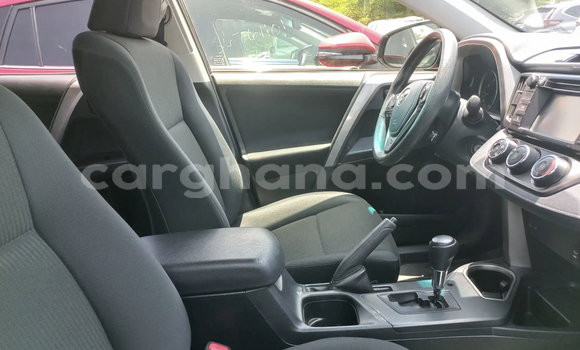 Ra Àlòkù Toyota RAV4 Blue Ọkọ̀ in Accra ni Greater Accra Ra Àlòkù Toyota RAV4 Blue Ọkọ̀ in Accra ni Greater Accra