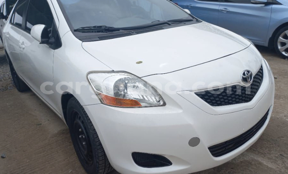 Buy Used Toyota Yaris White Car in Accra in Greater Accra
