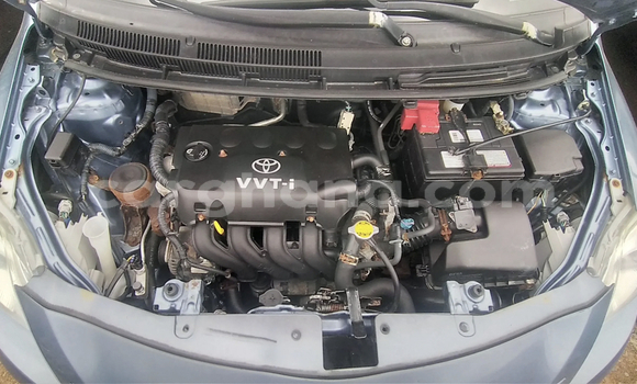 Ra Àlòkù Toyota Yaris Blue Ọkọ̀ in Accra ni Greater Accra Ra Àlòkù Toyota Yaris Blue Ọkọ̀ in Accra ni Greater Accra