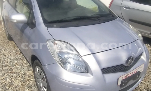 Buy Used Toyota Vitz Silver Car in Accra in Greater Accra