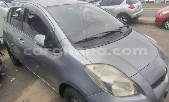 Sayi Na hannu Toyota Vitz Azurfa Mota in Accra a Greater Accra Sayi Na hannu Toyota Vitz Azurfa Mota in Accra a Greater Accra