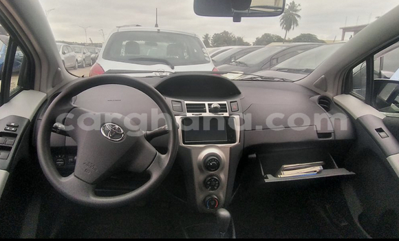 Ra Àlòkù Toyota Vitz Silver Ọkọ̀ in Accra ni Greater Accra Ra Àlòkù Toyota Vitz Silver Ọkọ̀ in Accra ni Greater Accra