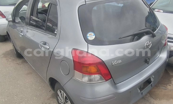 Ra Àlòkù Toyota Vitz Silver Ọkọ̀ in Accra ni Greater Accra Ra Àlòkù Toyota Vitz Silver Ọkọ̀ in Accra ni Greater Accra