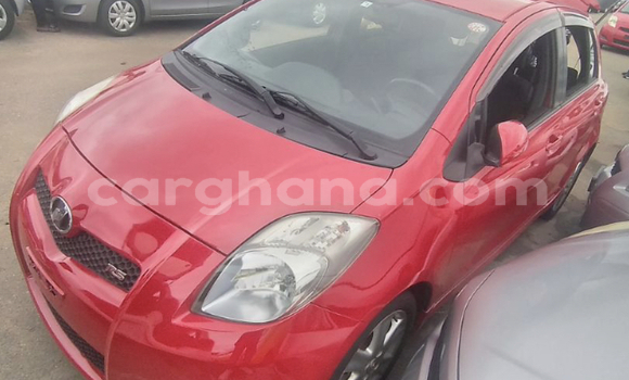 Ra Àlòkù Toyota Vitz Red Ọkọ̀ in Accra ni Greater Accra Ra Àlòkù Toyota Vitz Red Ọkọ̀ in Accra ni Greater Accra