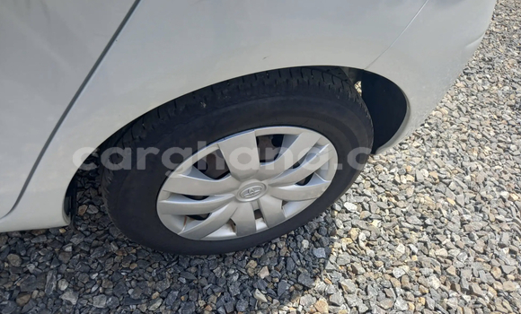 Buy Used Toyota Vitz White Car in Accra in Greater Accra Buy Used Toyota Vitz White Car in Accra in Greater Accra
