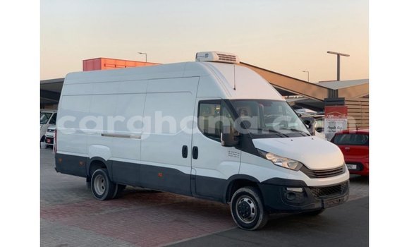 Ra Imported Iveco Trakker funfun Ọkọ̀ in Import - Dubai ni Ashanti Ra Imported Iveco Trakker funfun Ọkọ̀ in Import - Dubai ni Ashanti