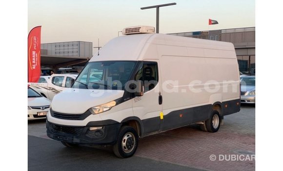 Ra Imported Iveco Trakker funfun Ọkọ̀ in Import - Dubai ni Ashanti Ra Imported Iveco Trakker funfun Ọkọ̀ in Import - Dubai ni Ashanti