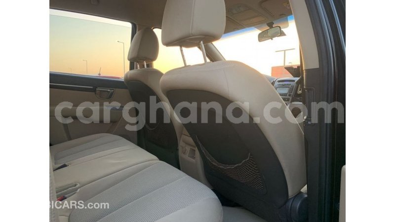 Big with watermark hyundai santa fe ashanti import dubai 50454