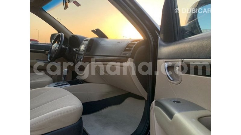 Big with watermark hyundai santa fe ashanti import dubai 50454