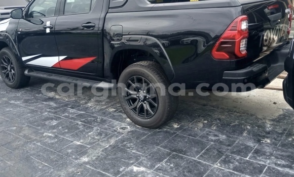 Sayi Na hannu Toyota Hilux Black Mota in Accra a Greater Accra Sayi Na hannu Toyota Hilux Black Mota in Accra a Greater Accra