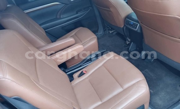 Buy Used Toyota Highlander Other Car in Accra in Greater Accra Buy Used Toyota Highlander Other Car in Accra in Greater Accra