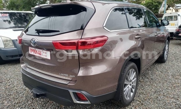 Buy Used Toyota Highlander Other Car in Accra in Greater Accra Buy Used Toyota Highlander Other Car in Accra in Greater Accra