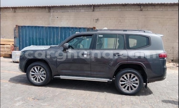 Buy Used Toyota Land Cruiser Black Car in Accra in Greater Accra Buy Used Toyota Land Cruiser Black Car in Accra in Greater Accra