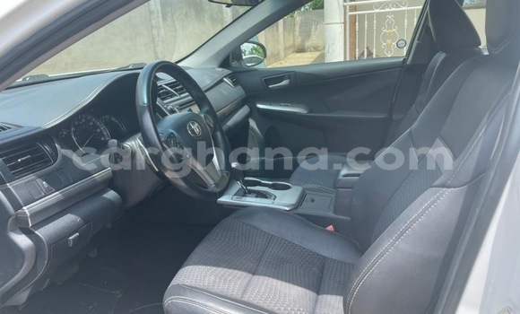 Buy Used Toyota Camry White Car in Accra in Greater Accra Buy Used Toyota Camry White Car in Accra in Greater Accra