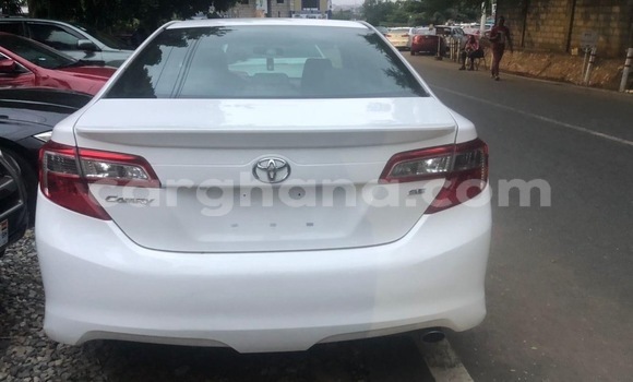 Buy Used Toyota Camry White Car in Accra in Greater Accra Buy Used Toyota Camry White Car in Accra in Greater Accra
