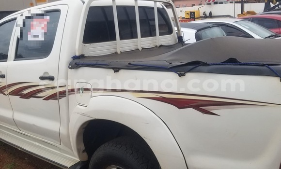 Ra Àlòkù Toyota Hilux Miiran Ọkọ̀ in Accra ni Greater Accra Ra Àlòkù Toyota Hilux Miiran Ọkọ̀ in Accra ni Greater Accra