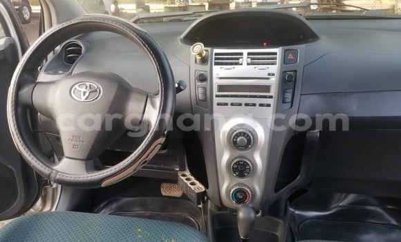Buy Used Toyota Vitz Silver Car in Accra in Greater Accra Buy Used Toyota Vitz Silver Car in Accra in Greater Accra