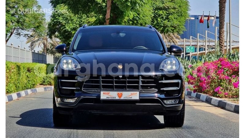 Big with watermark porsche macan ashanti import dubai 50524