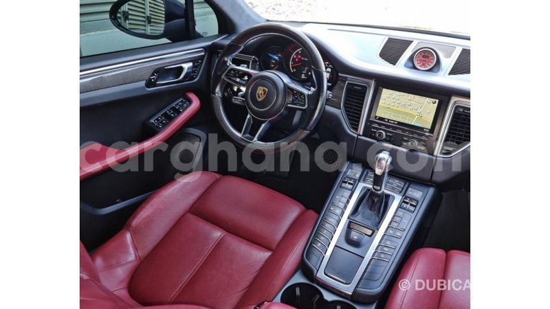 Big with watermark porsche macan ashanti import dubai 50524