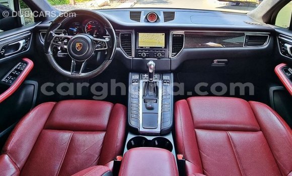 Ra Imported Porsche Macan Black Ọkọ̀ in Import - Dubai ni Ashanti Ra Imported Porsche Macan Black Ọkọ̀ in Import - Dubai ni Ashanti