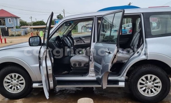 Buy Used Mitsubishi Pajero Silver Car in Accra in Greater Accra Buy Used Mitsubishi Pajero Silver Car in Accra in Greater Accra