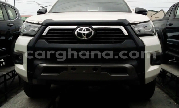 Ra Àlòkù Toyota Hilux funfun Ọkọ̀ in Accra ni Greater Accra Ra Àlòkù Toyota Hilux funfun Ọkọ̀ in Accra ni Greater Accra