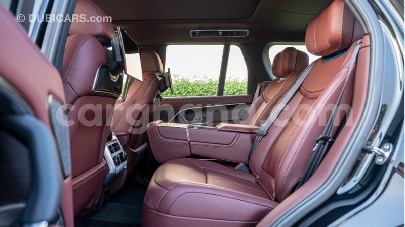 Big with watermark land rover range rover ashanti import dubai 50550