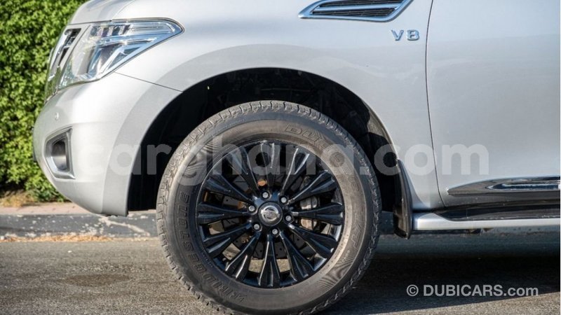 Big with watermark nissan patrol ashanti import dubai 50551