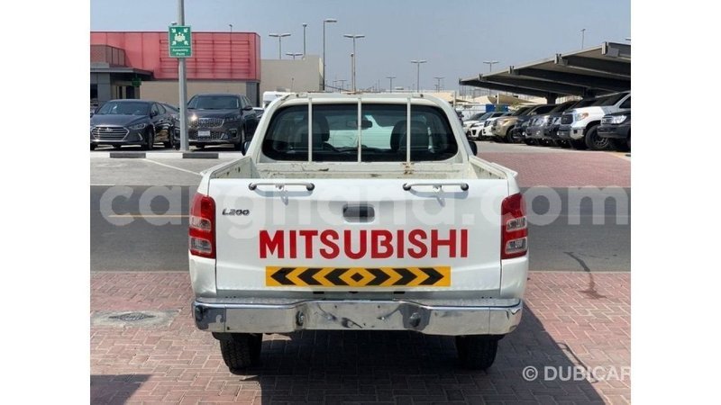 Big with watermark mitsubishi l200 ashanti import dubai 50552