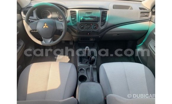 Ra Imported Mitsubishi L200 funfun Ọkọ̀ in Import - Dubai ni Ashanti Ra Imported Mitsubishi L200 funfun Ọkọ̀ in Import - Dubai ni Ashanti