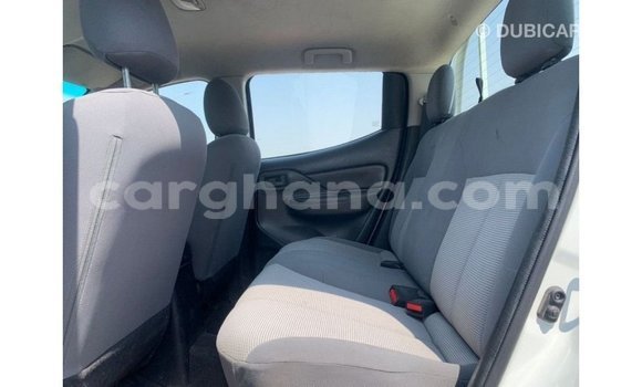Ra Imported Mitsubishi L200 funfun Ọkọ̀ in Import - Dubai ni Ashanti Ra Imported Mitsubishi L200 funfun Ọkọ̀ in Import - Dubai ni Ashanti