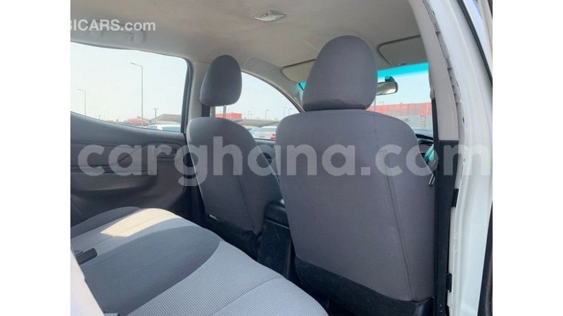 Big with watermark mitsubishi l200 ashanti import dubai 50552